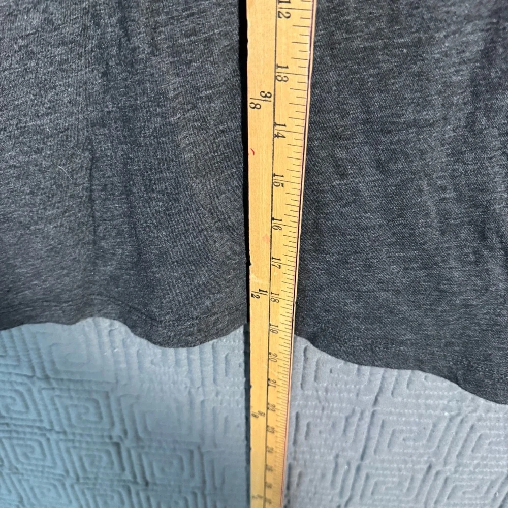 Old Navy T-Shirt Boy Size Medium 8 Be Kind Grey Gray Short Sleeve